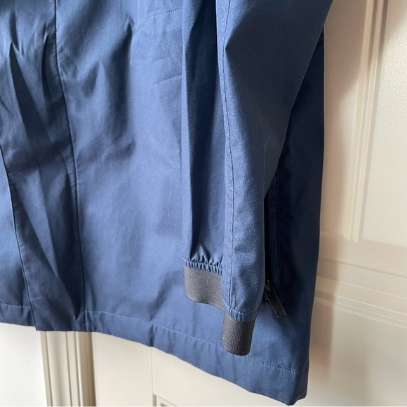 Theory Navy Blue Rain Jacket - size L - Picture 12 of 12